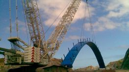 Grúas y Transportes Bony grúa con estructura pesada