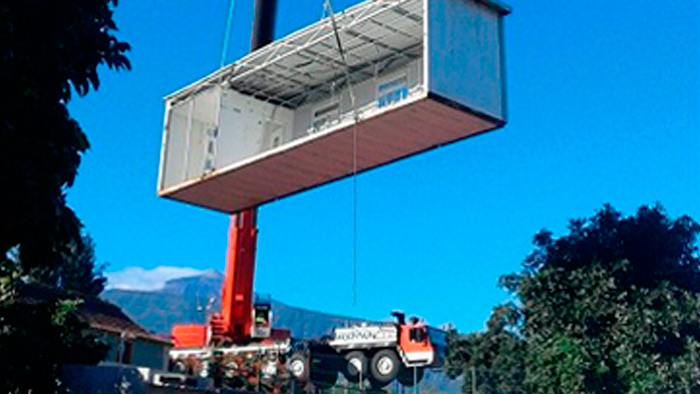 Grúas y Transportes Bony grúa con contenedor